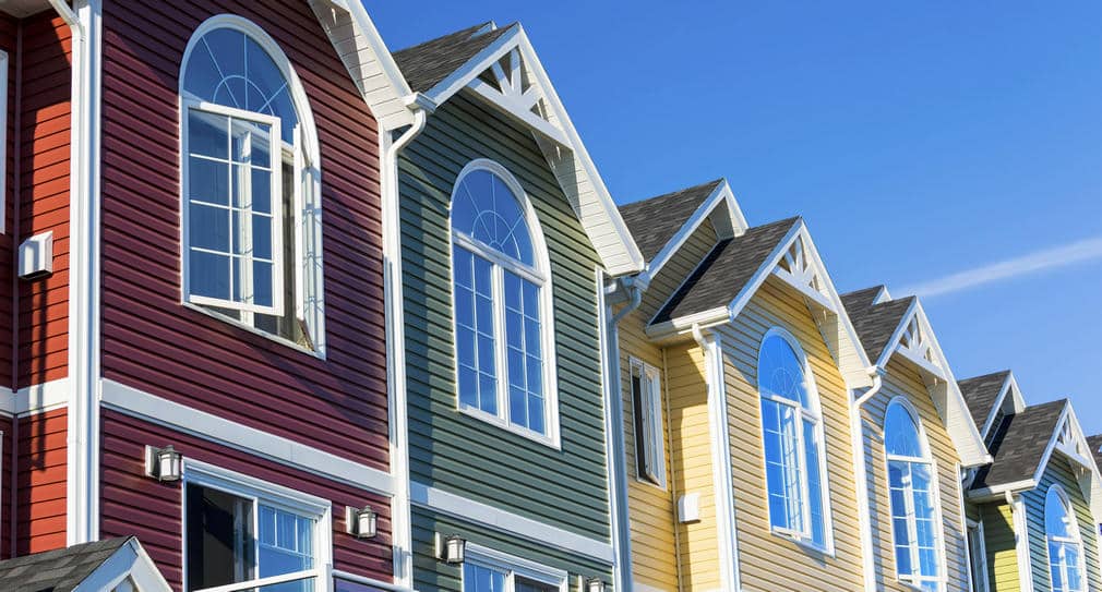 Vinyl siding colour options