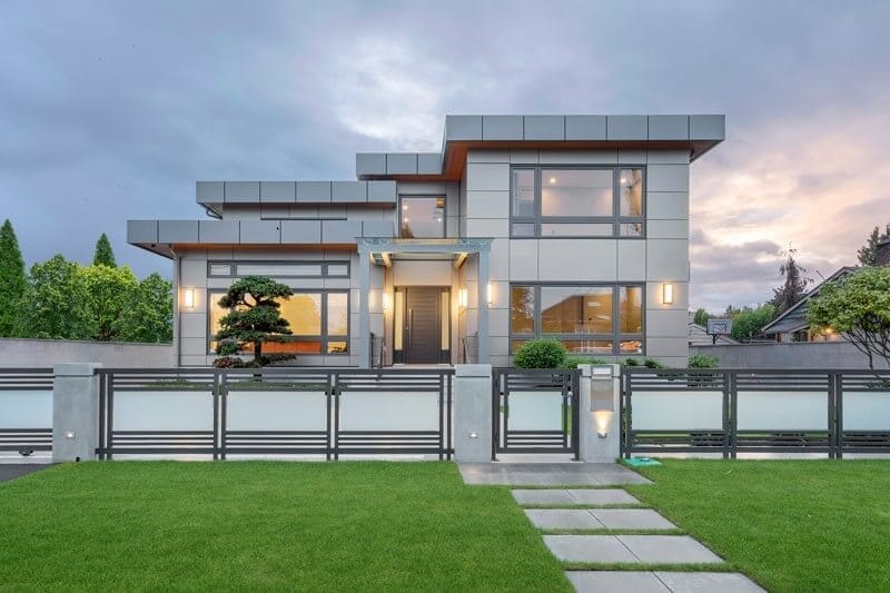 Vertical Aluminum Siding in Greenville